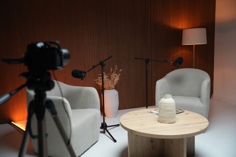 Podcastų filmavimo setas „Gintaras“ – „Content“ salė, Ninel Studio, Vilnius
