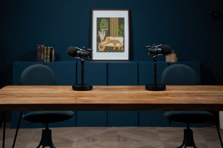 Podcastų filmavimo setas „Mėlyna Mėlyna“ – erdvė „Laimė“, Šiaurė Studios, Vilnius